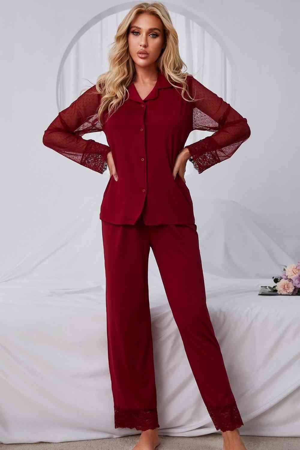 Minimalist Chic, Maximum Sleep: Spliced Lace Lapel Pajamas