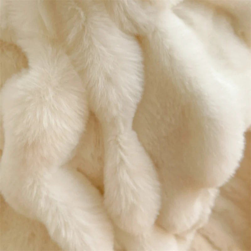 Luxury Eco-Friendly Rabbit Fur : Warm and Super Comfortable Bedding Set