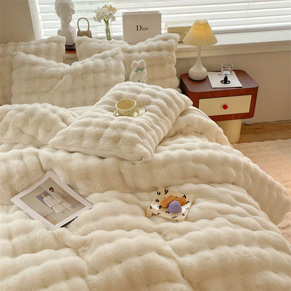 Luxury Eco-Friendly Rabbit Fur : Warm and Super Comfortable Bedding Set